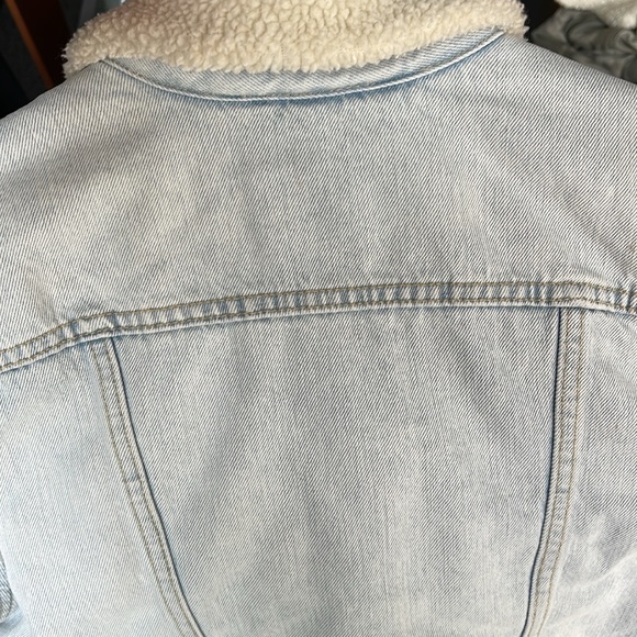 Women’s Levi’s Sherpa Original Trucker Jacket Sz M - Picture 10 of 12